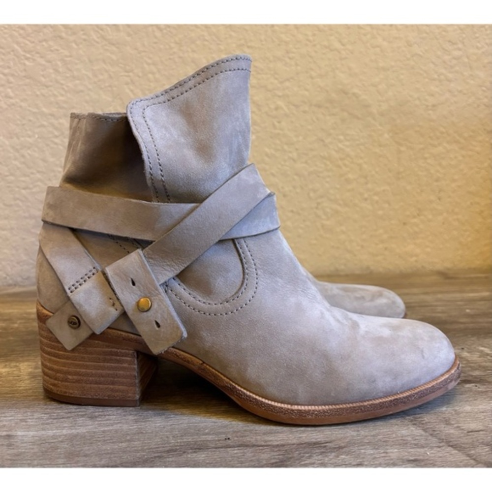 Ugg Elora Slouch Sahara Leather Boots